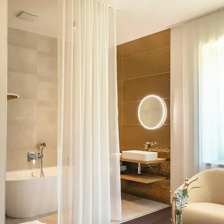 Bronzo Hotel
