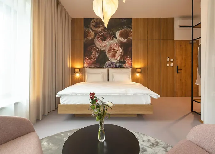 Otel Bronzo
