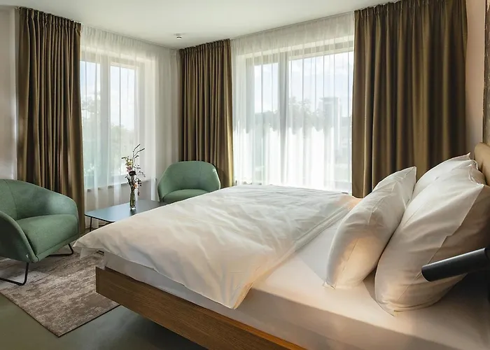 Bronzo Hotel 4*