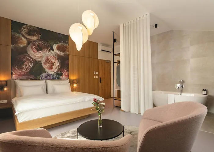 Hotel Bronzo 4*