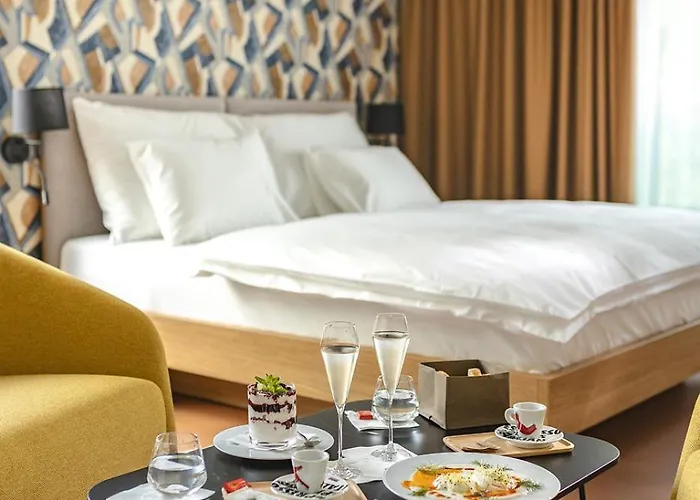 Bronzo Hotel 4*